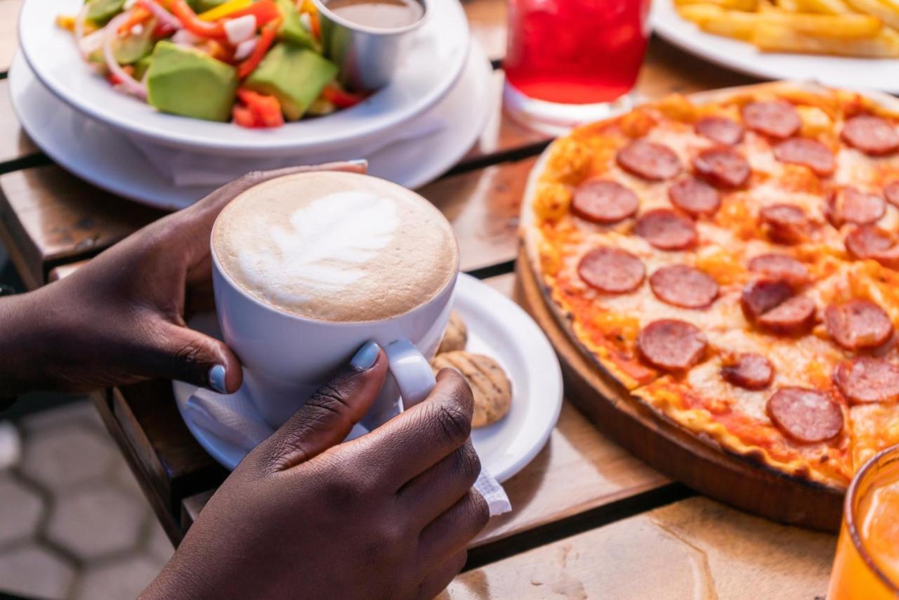 Bushpig Backpackers Vandrehjem Kampala Eksteriør billede