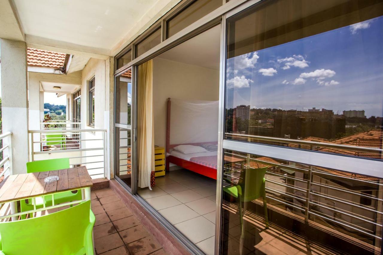 Bushpig Backpackers Vandrehjem Kampala Eksteriør billede